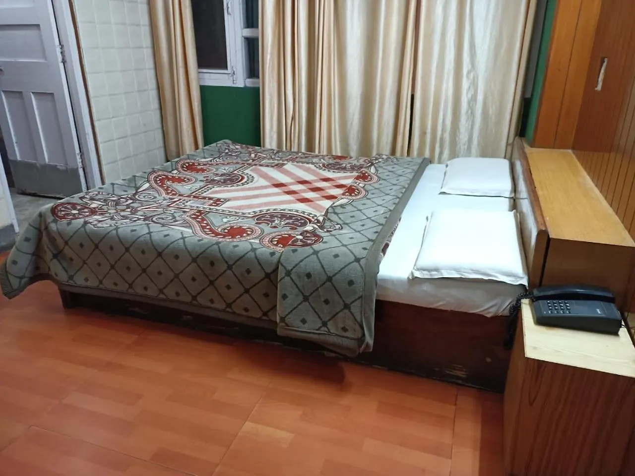 ***  Zoz Ridge Hotel Shimla India